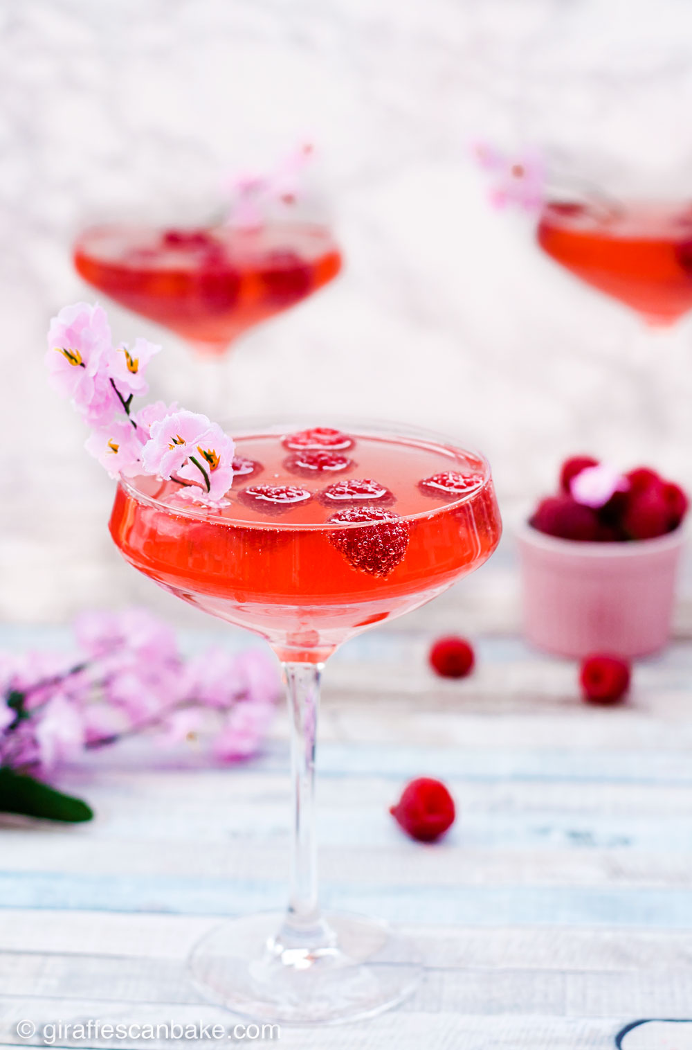 Raspberry Peach Champagne Cocktail - A Mother&amp;#39;s Day Cocktail |Giraffes ...